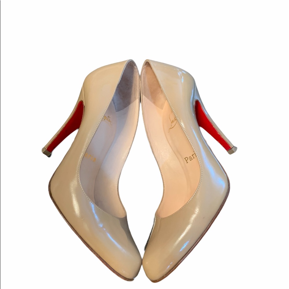 Christian Louboutin  patent leather pump in size 5 - Picture 5 of 8